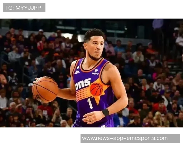 布克拼尽全力砍下38分5助攻但球队仍难逃失利命运